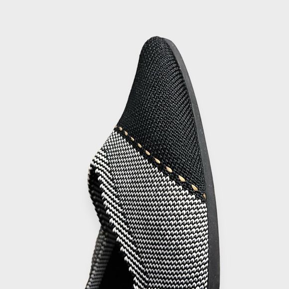 Rothy’s The Point Grey Mist Captoe 8.5 Pointed Toe Slip On Flats Black White - Picture 3 of 7